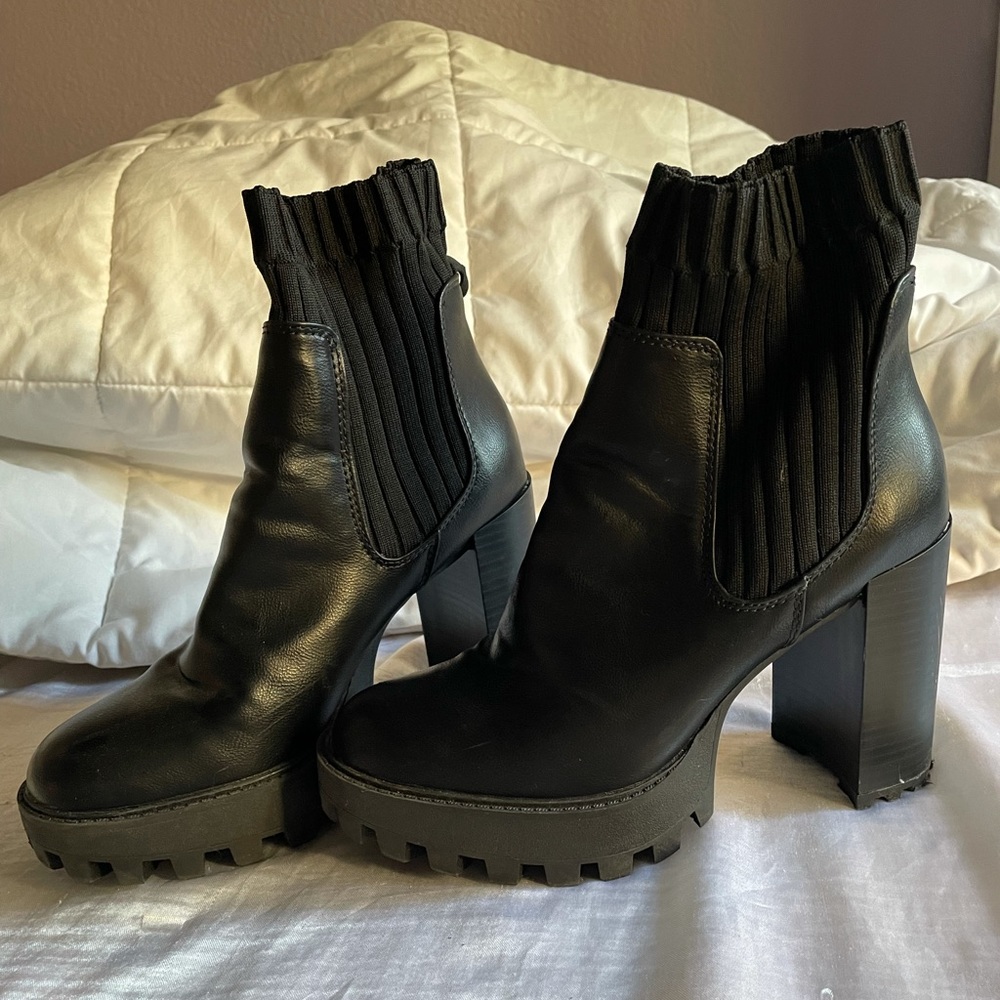 Simple 4inch Black Boot Heels